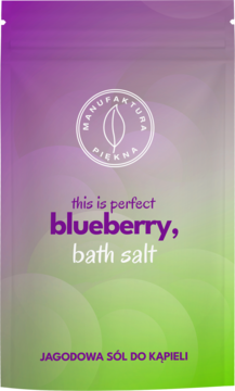 Manufaktura Piękna blueberry bath salt in a purple-green gradient pouch with 'this is perfect' text.