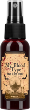 My Blood Type Fake Blood Spray, ciemnoczerwony płyn w butelce z atomizerem, etykieta z nietoperzami i dynią.