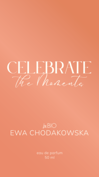 Brzoskwiniowe opakowanie wody perfumowanej beBIO Ewa Chodakowska Celebrate The Moments 50 ml.