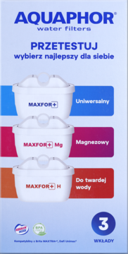 Opakowanie Aquaphor z 3 białymi wkładami filtrującymi: Uniwersalny, Magnezowy, Do twardej wody, na jasnoniebieskim tle.