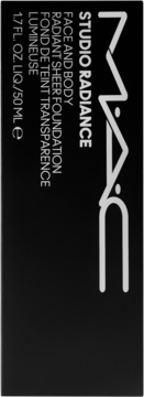 Czarny kartonik MAC Studio Radiance Face & Body Radiant Sheer Foundation, pionowy, widoczny tekst, 50ml.