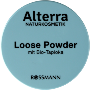 Alterra Loose Powder z Bio-Tapioka, jasnoniebieskie okrągłe opakowanie, matowy efekt, widok z góry.