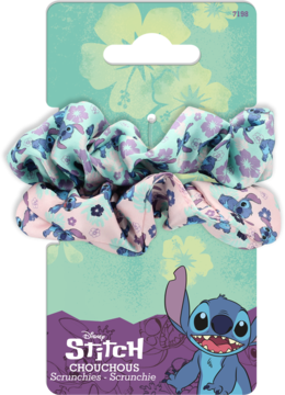 Zestaw gumek scrunchie Disney Stitch: jasnoniebieska i różowa w kwiaty, z postacią Stitcha na opakowaniu.