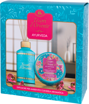 Zestaw zapachowy Tesori d'Oriente Ayurveda w turkusowym pudełku: dyfuzor z patyczkami i świeca aromatyczna.