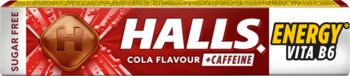 Czerwone opakowanie cukierków Halls Energy Vita B6 Cola Flavour +Caffeine, bez cukru, z przodu.