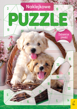 Okładka książki Naklejkowe PUZZLE z zabawnymi pieskami. Dwa puszyste szczenięta w wiklinowym koszu na tle różowych kwiatów. Widok z przodu.