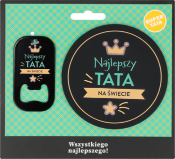 Zestaw prezentowy dla taty: czarny otwieracz i podkładka z napisem "Najlepszy TATA NA ŚWIECIE" na tle pakowania.