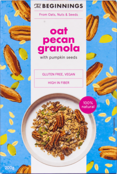 The Beginnings oat pecan granola 200g, niebieskie pudełko, na nim miska granoli i orzechy pekan, widok z przodu.