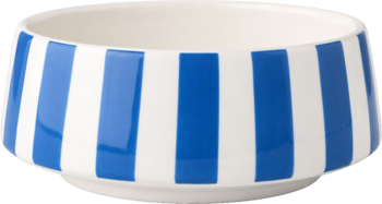 Eloy misa w paski, ceramiczna miska z białymi i niebieskimi pionowymi pasami, widok z boku.