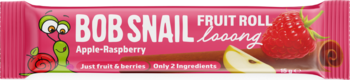 Różowe opakowanie Bob Snail Fruit Roll Apple-Raspberry z wesołym ślimakiem, maliną i jabłkiem.