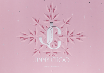 Różowe pudełko zestawu perfum Jimmy Choo z wytłaczanym logo i gwiazdkowym wzorem, widok z przodu.