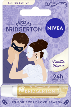 NIVEA Vanilla Biscuit Bridgerton Limited Edition pielęgnująca pomadka do ust 24h nawilżenia w fioletowym opakowaniu z ilustracją pary, widok z przodu.