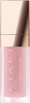 NAM Dewy Guard Lip Serum Vegan Caviar, różowy, perłowy, w przezroczystym opakowaniu. Chroni przed UV.
