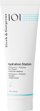 Biała tubka żel-kremu Geek & Gorgeous Hydration Station, z gliceryną, ektoiną, widok z przodu.