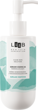 Biała butelka serum do ciała LAAB Azelaic Matcha z pompką, widok z przodu na etykietę z zielonym wzorem.