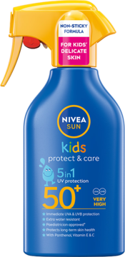 Nivea Sun Kids Protect & Care SPF 50+ spray, niebieska butelka z żółtym aplikatorem, widok przodem.