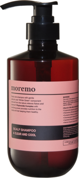 Szampon moremo SCALP SHAMPOO & CLEAR AND COOL do włosów przetłuszczających się, ciemnoczerwona butelka z pompką.
