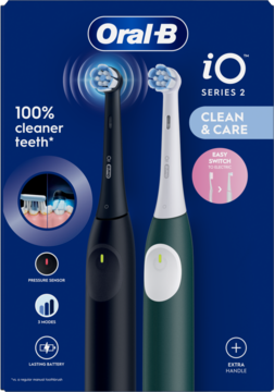 Oral-B iO Series 2: czarna i turkusowa szczoteczka elektryczna Clean & Care, widok opakowania z przodu.