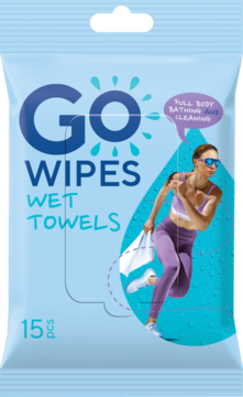 GO WIPES WET TOWELS, błękitne opakowanie 15 sztuk z biegnącą kobietą, idealne do odświeżania po sporcie.
