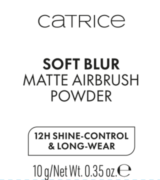 Czarne opakowanie pudru Catrice Soft Blur Matte Airbrush Powder, napisy białe, kontrola błyszczenia 12H, widok z przodu.