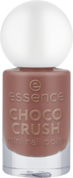 essence CHOCO CRUSH mini lakier do paznokci, butelka w kolorze czekoladowego brązu, biała okrągła nakrętka, front.