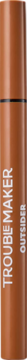 Brązowy eyeliner Troublemaker Outsider Liner w cylindrycznym pisaku, z widocznym napisem, błyszczące wykończenie.