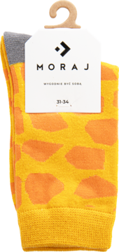 Żółte skarpety dziecięce Moraj z pomarańczowymi cętkami w stylu żyrafy, rozmiar 31-34, widok z przodu z metką.