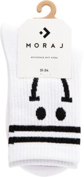 Białe skarpetki dziecięce MORAJ z czarnym wzorem twarzy i paskami, rozmiar 31-34, na wieszaku z metką.