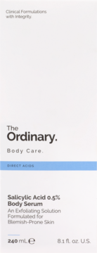 Białe opakowanie The Ordinary Salicylic Acid 0.5% Body Serum 240ml, z niebieskim paskiem, widok z przodu.