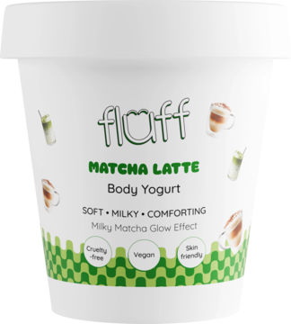 Biały Fluff Matcha Latte Body Yogurt w kubeczku, zielony napis, ilustracje matcha, widok z przodu.
