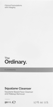 The Ordinary Squalane Cleanser, białe pudełko z czarnym napisem, widok z przodu, z szarym paskiem "CLEANSERS".