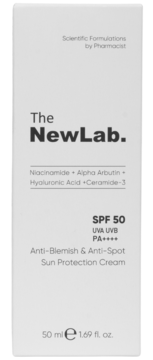 Białe pudełko The NewLab. Anti-Blemish & Anti-Spot Sun Protection Cream SPF 50 z Niacinamide.