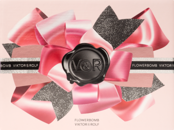Flowerbomb Viktor&Rolf – eleganckie opakowanie z dużą różowo-szarą kokardą i czarną pieczęcią V&R.