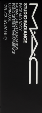 Opakowanie MAC Studio Radiance Radiant Sheer Foundation w czarnym kartonie z białym logo i tekstem, widok frontalny.