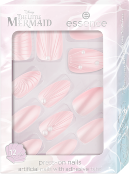 essence The Little Mermaid press-on nails, 12 różowych z perłami i wzorem muszli, widok z przodu.