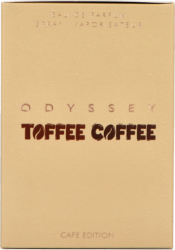 Beżowe pudełko perfum Armaf Odyssey Toffee Coffee Cafe Edition, z widocznym brązowym napisem.