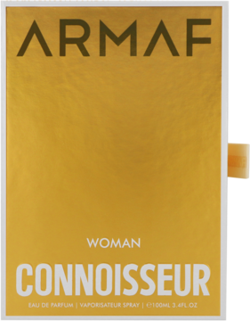 Armaf Connoisseur Woman Eau de Parfum, złoty flakon z białym napisem, widok z przodu, na jasnym beżowym tle.