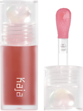 Kaja Juicy Glass Lip Oil Plum Paloma, nawilżający olejek do ust, butelka z logo Kaja i aplikator.