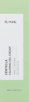 iUNIK Centella Calming Gel Cream 60ml w białym pudełku z zielonym paskiem, widok z przodu. Opisuje nawilżenie i ukojenie.