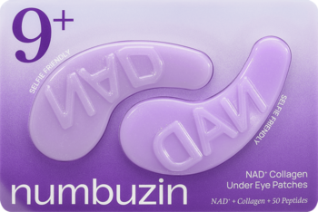 Numbuzin 9+ NAD+ Kolagenowe płatki pod oczy, lawendowe, żelowe z napisem NAD, na fioletowej saszetce produktu.