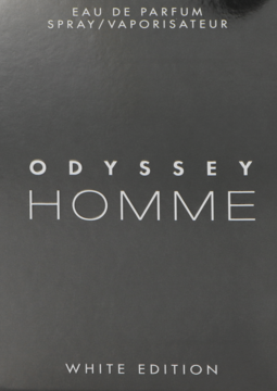 Armaf Odyssey Homme White Edition, opakowanie wody perfumowanej, ciemnoszare z białym napisem, widok z przodu.