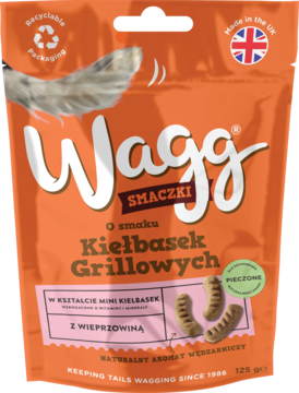 Wagg Smaczki Kiełbasek Grillowych, pomarańczowa torebka z przodu, przysmaki dla psów o smaku i kształcie mini kiełbasek.