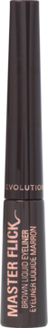 Ciemnobrązowy eyeliner w płynie Revolution Master Flick. Butelka z jasnymi napisami, widok z przodu, lekko pod kątem.