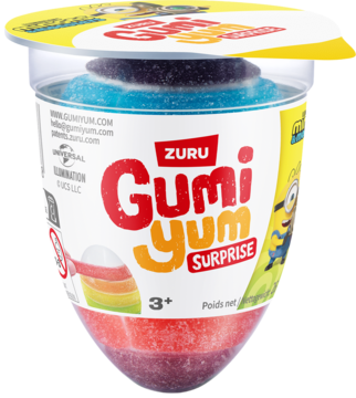 Gumi Yum Surprise Minionki 26g: przezroczysty kubek z warstwowymi żelkami i niespodzianką, żółte wieczko, przód.