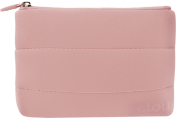 Kosmetyczka Powder Pink M, miękka i pikowana, z widocznym zamkiem błyskawicznym u góry, widok z przodu.