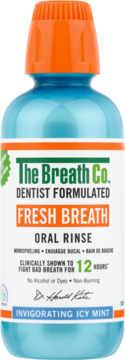 The Breath Co. Fresh Breath Oral Rinse, niebieska butelka z pomarańczową nakrętką, widok z przodu, smak Icy Mint.