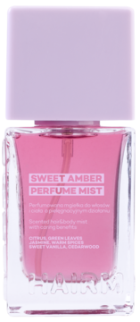 Mgiełka perfumowana Sweet Amber Perfume Mist do włosów i ciała, różowy płyn, prostokątna butelka, lawendowa nakrętka.