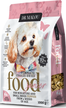 Dr Malou Freeze-Dried Junior Food dla szczeniąt, kaczka, różowa saszetka z psem, widok z przodu.