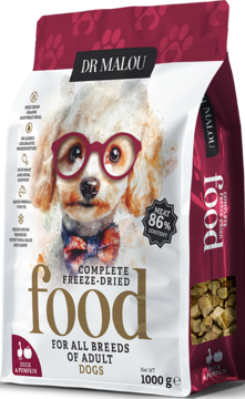 Dr Malou liofilizowana karma dla dorosłych psów, kaczka z dynią, 1kg. Biała torba z psem w okularach.