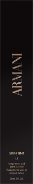 Armani Skin Tint L3, długotrwały podkład pielęgnujący, czarne opakowanie z pionowym logo i opisem produktu.